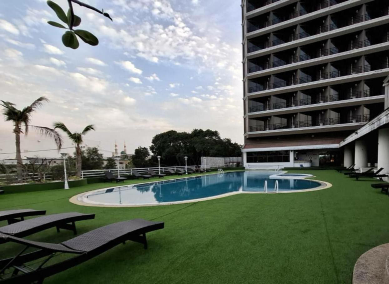 First Pacific Cirrus Hotel Pattaya Buitenkant foto