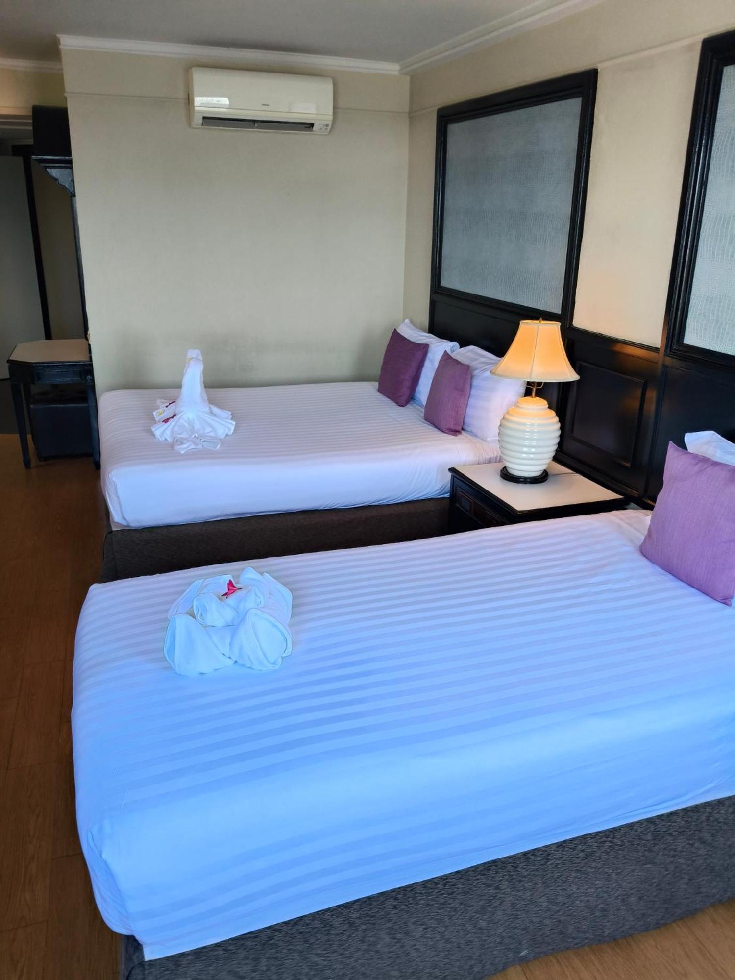 First Pacific Cirrus Hotel Pattaya Kamer foto